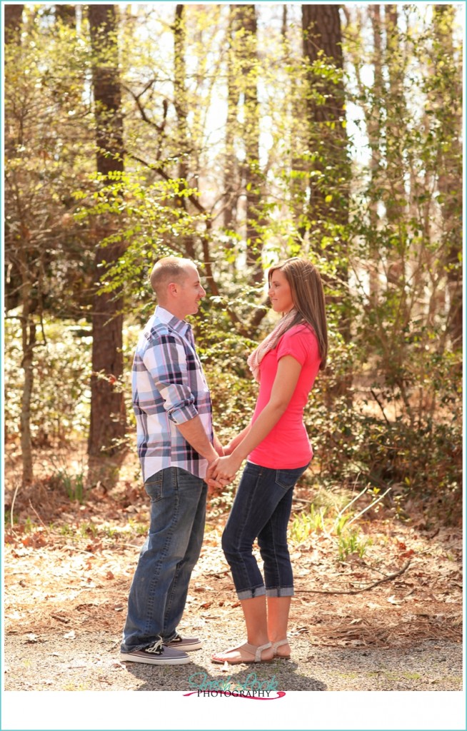 outdoor couples photo shoot