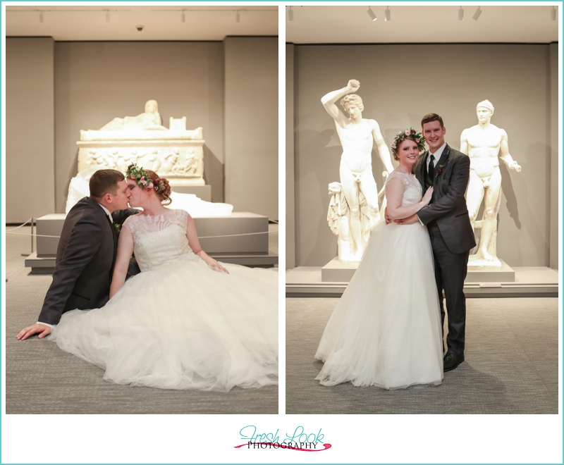 bride and groom at Chrysler Museum