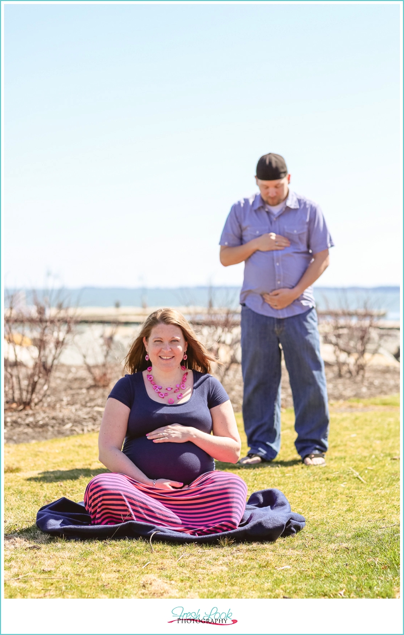 goofy maternity pictures