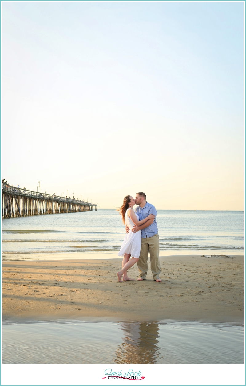 romantic beach photo shoot