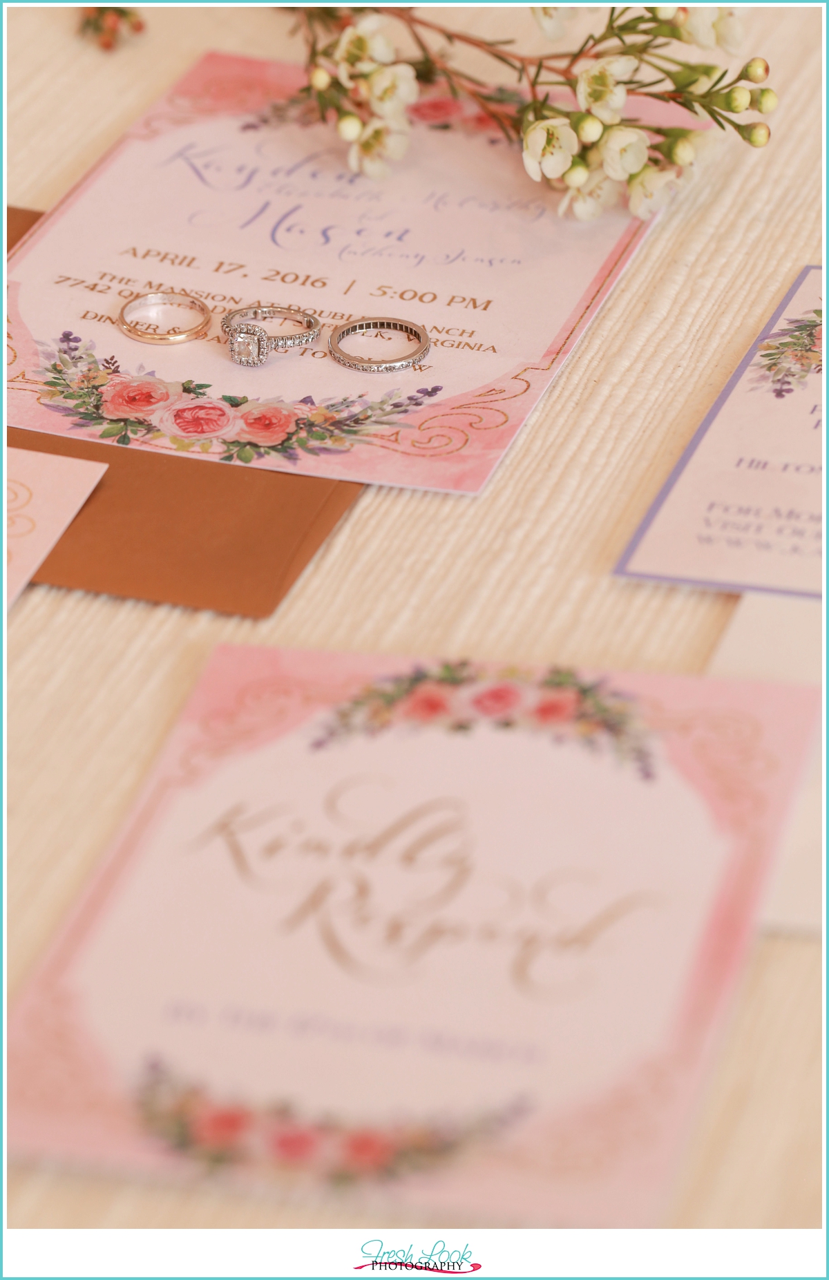 invitation detail shot