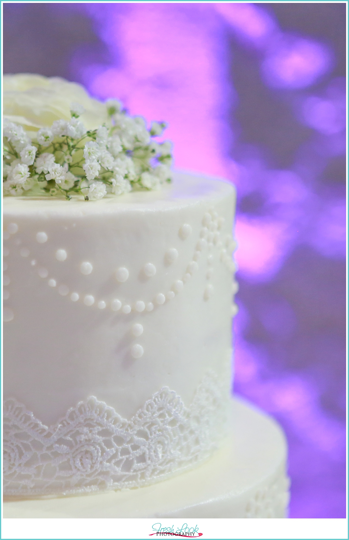 lace wedding cake detail