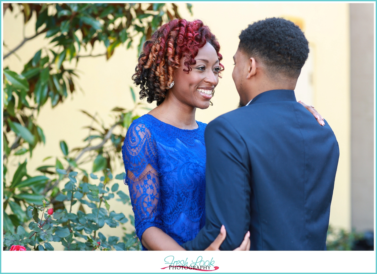 urban vineyard engagement photos