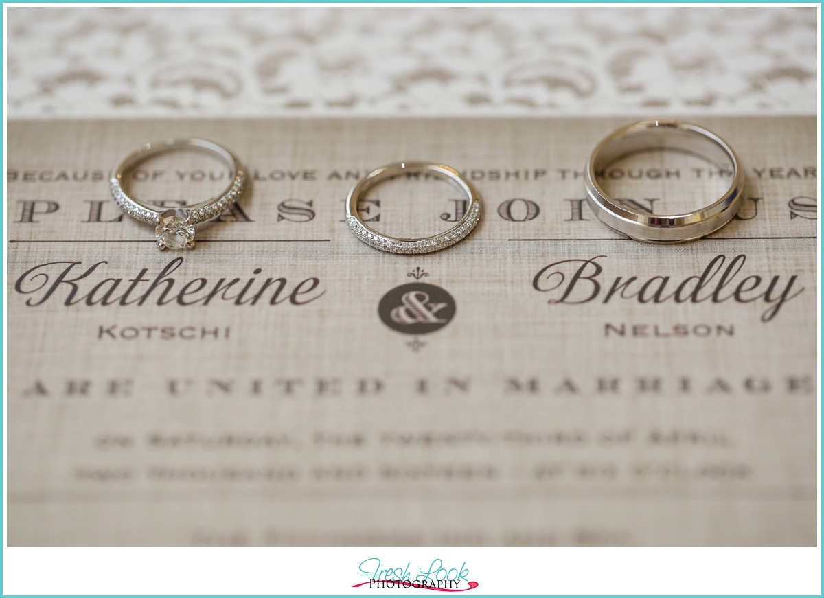 wedding invitation and rings