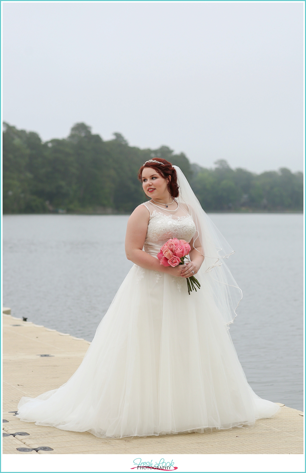 Lake Lawson bridal shoot