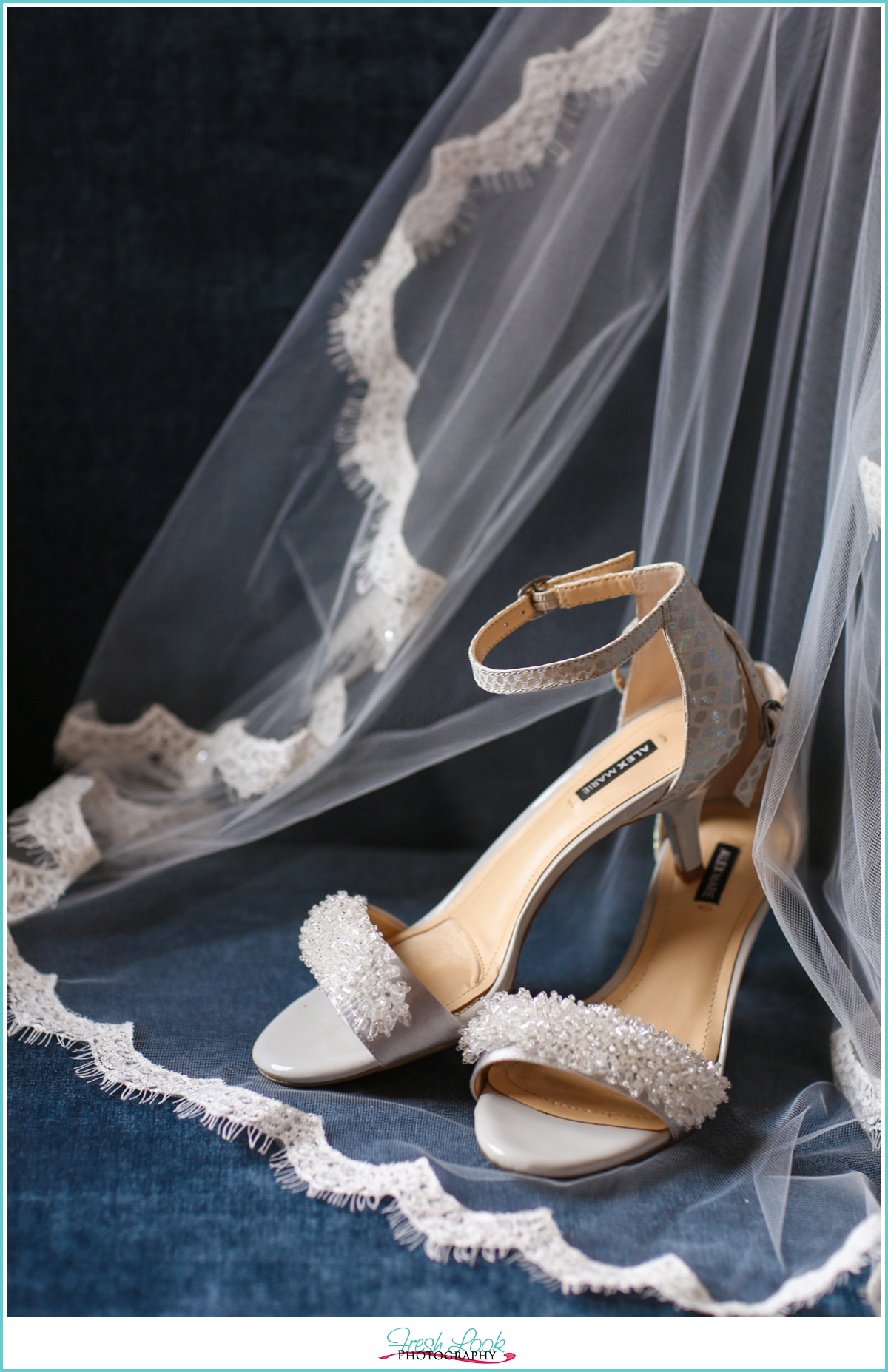 elegant wedding details