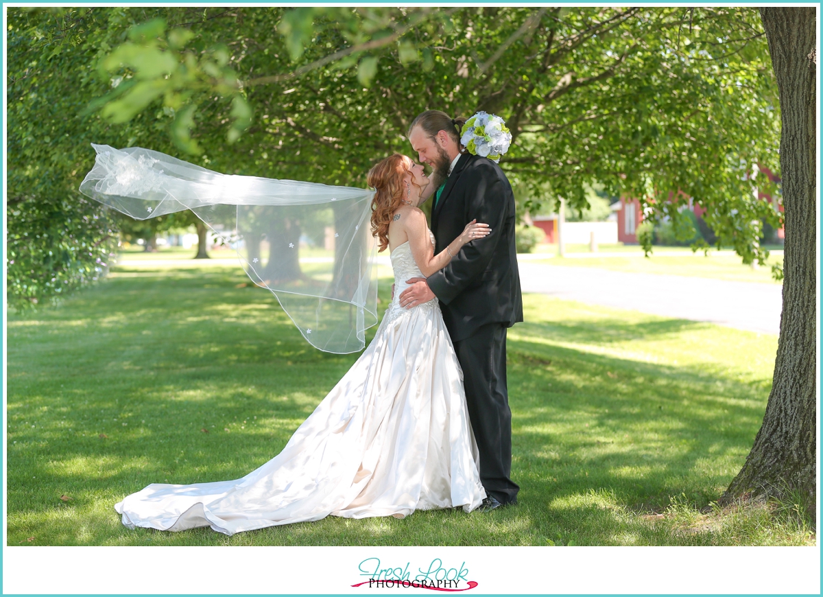 bride with veil