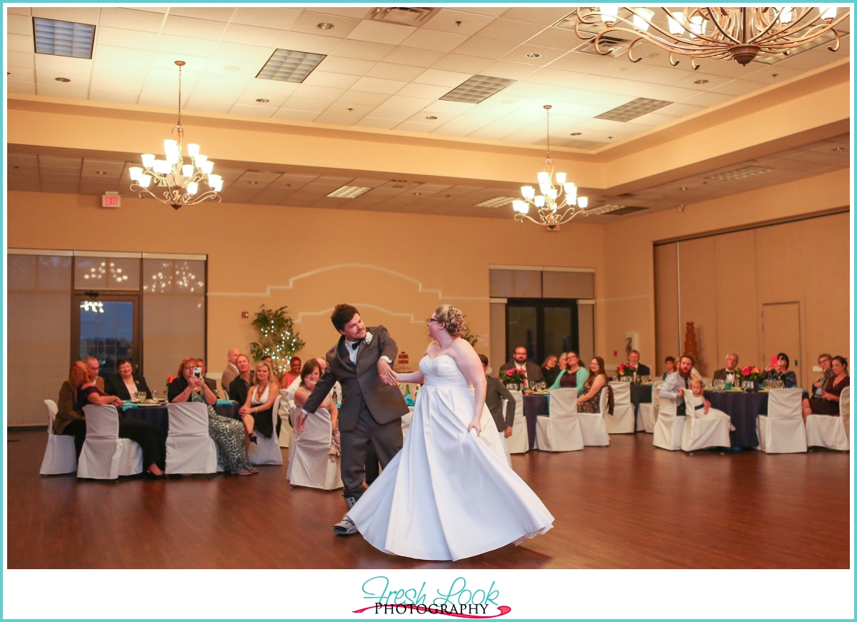 bride and groom first dance