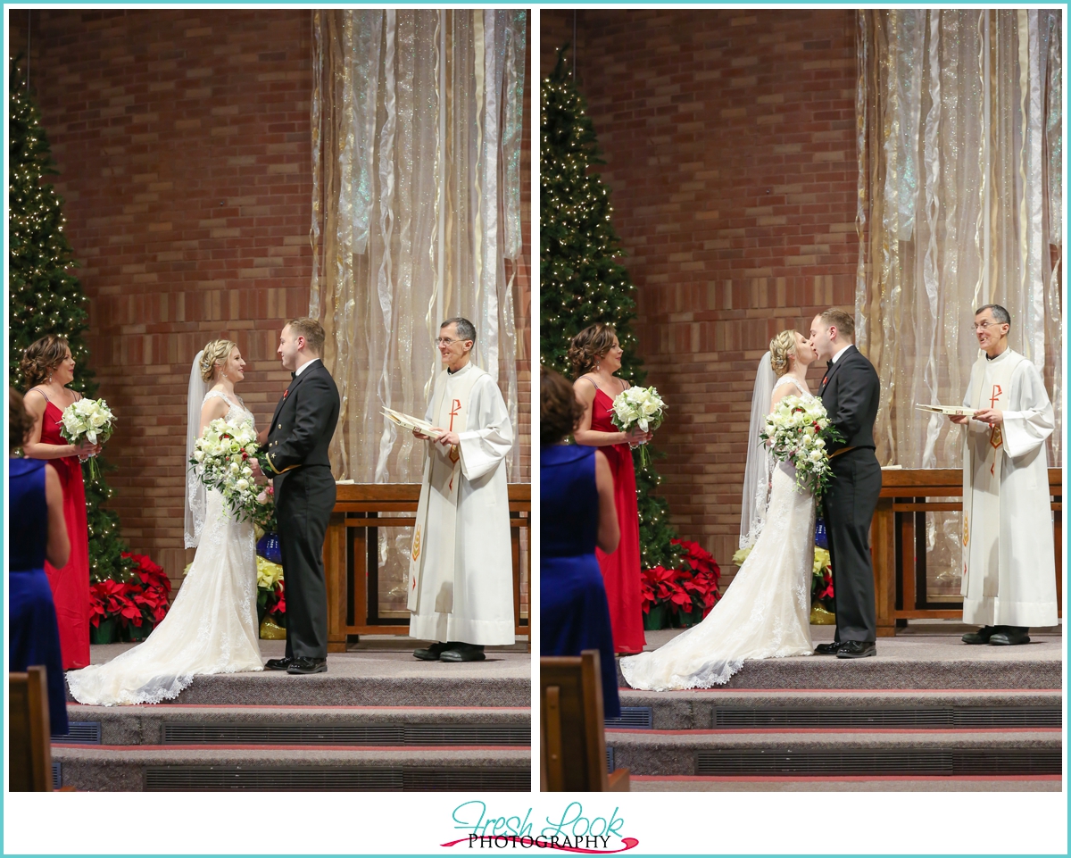 first kiss at the wedding