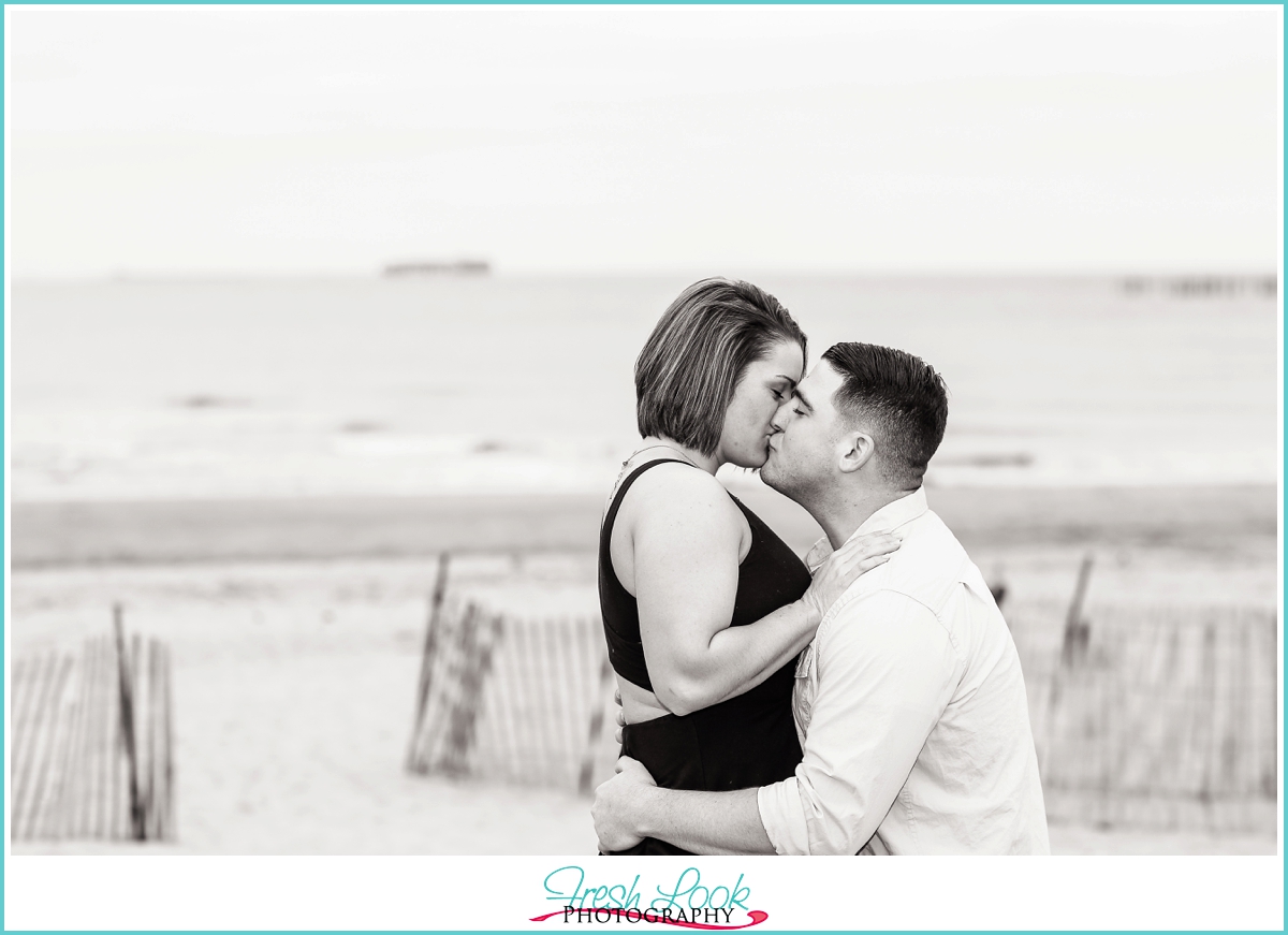 VIrginia Beach engagement photographer