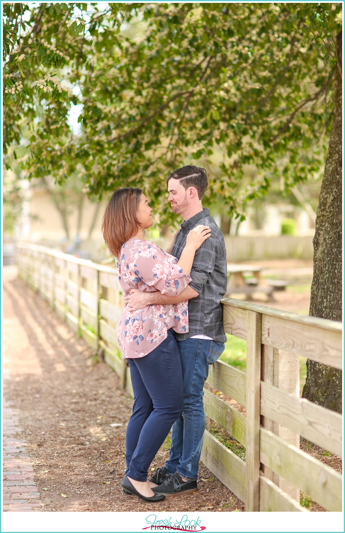 Colonial Williamsburg engagement session