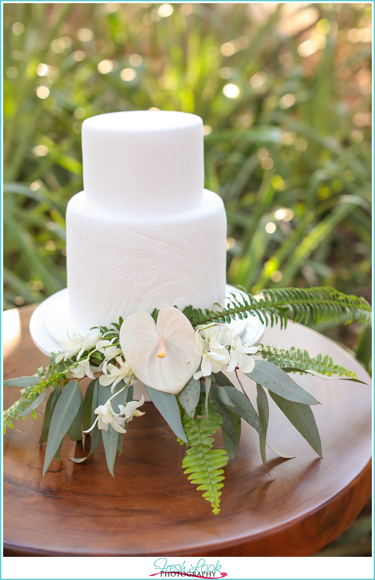 tropical wedding cake