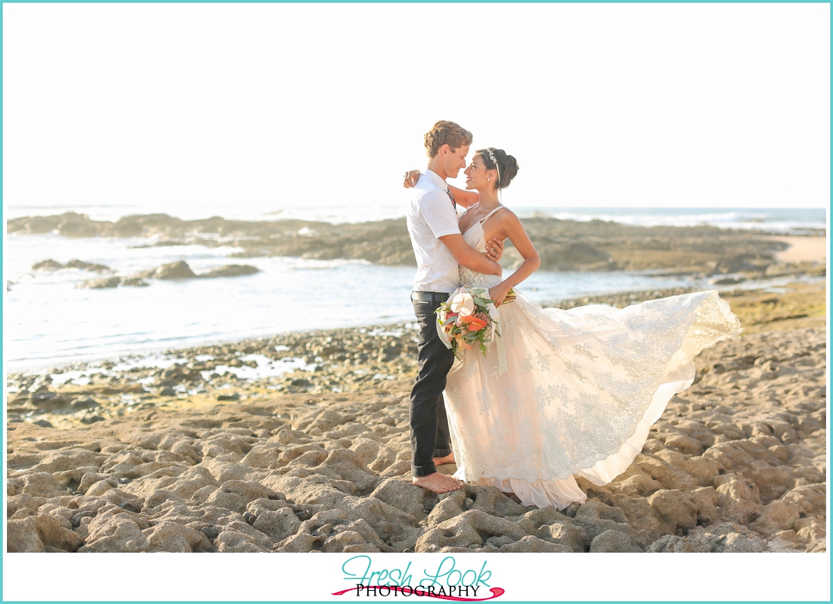 romantic Costa Rica beach wedding