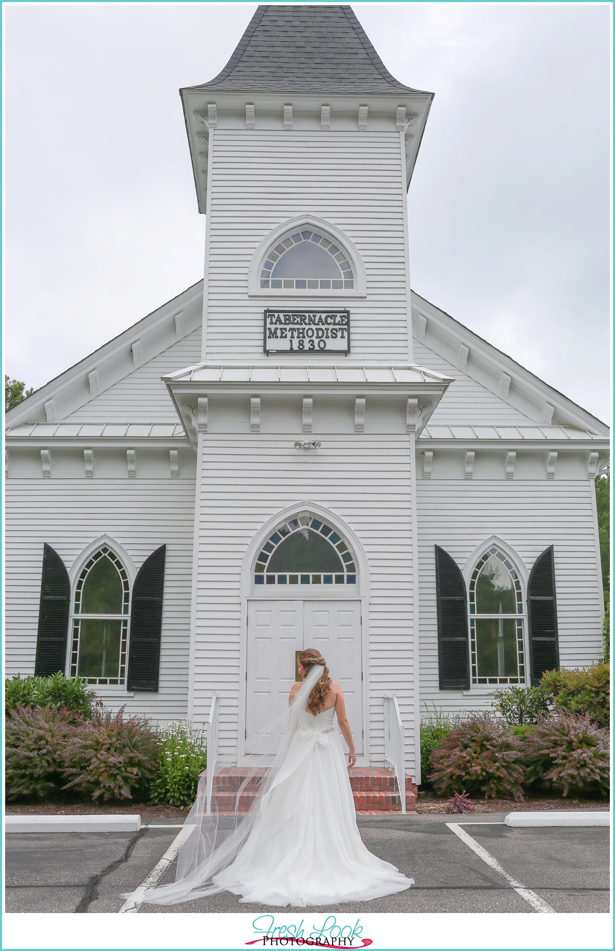 Tabernacle Baptist Church bridal portraits