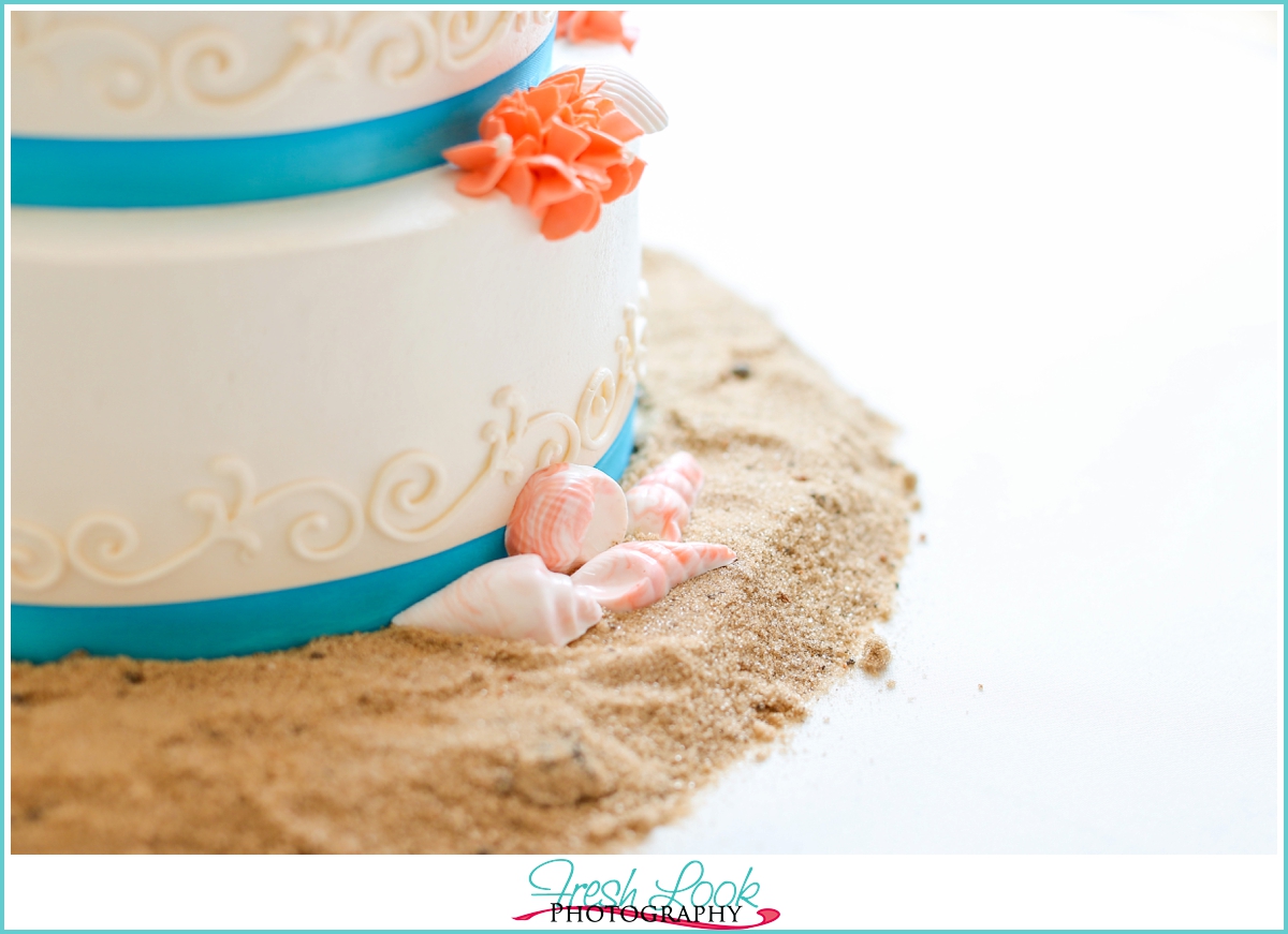 beach themed wedding cake