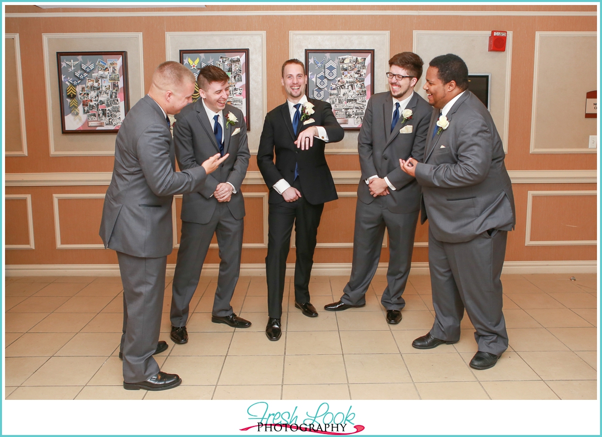 silly groomsmen poses
