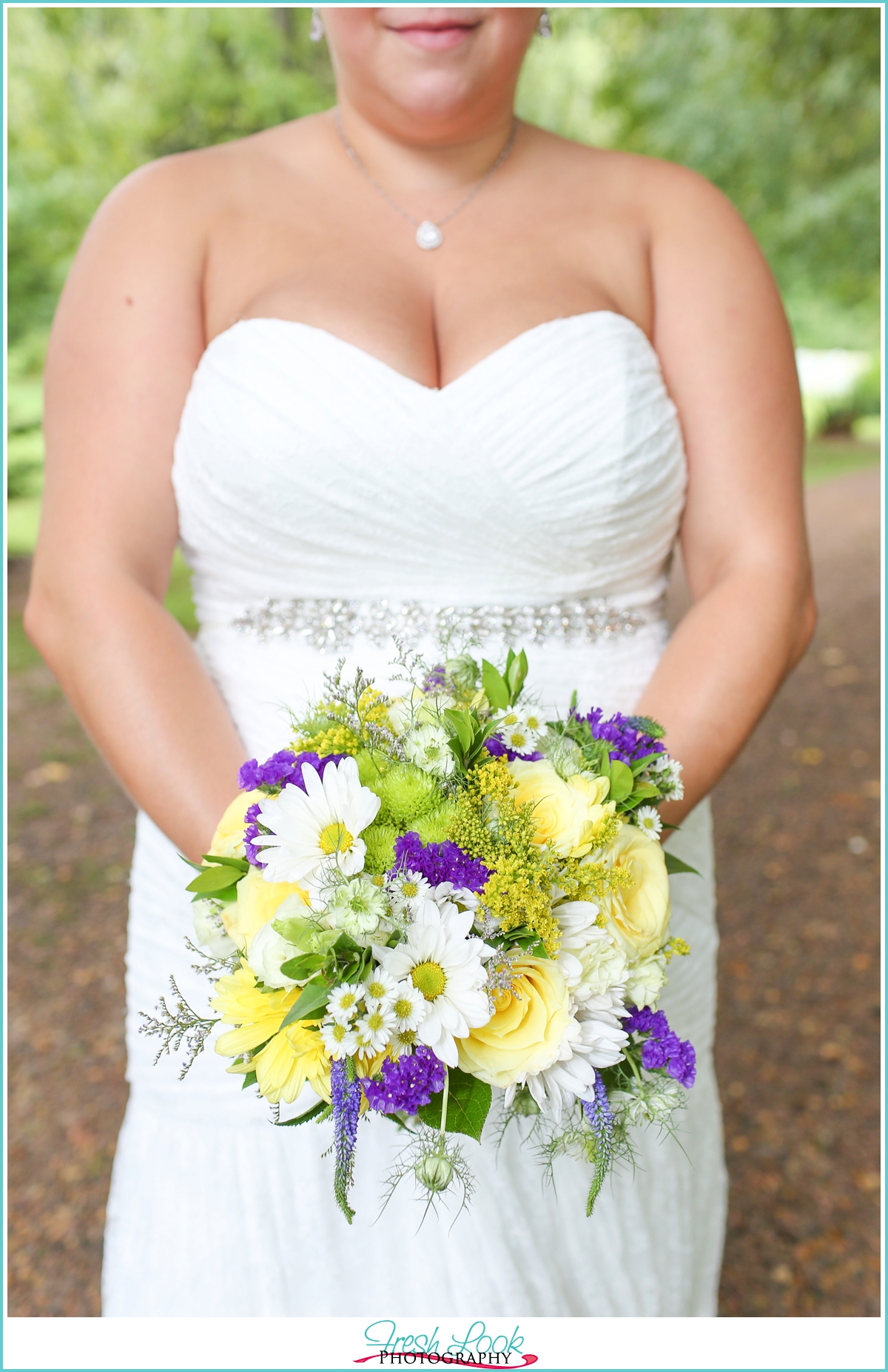 bride holding her bouquet