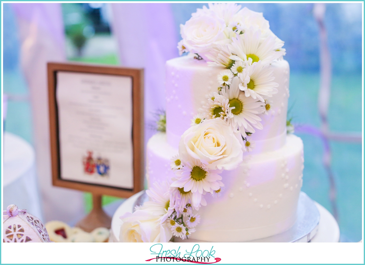 elegant white wedding cake