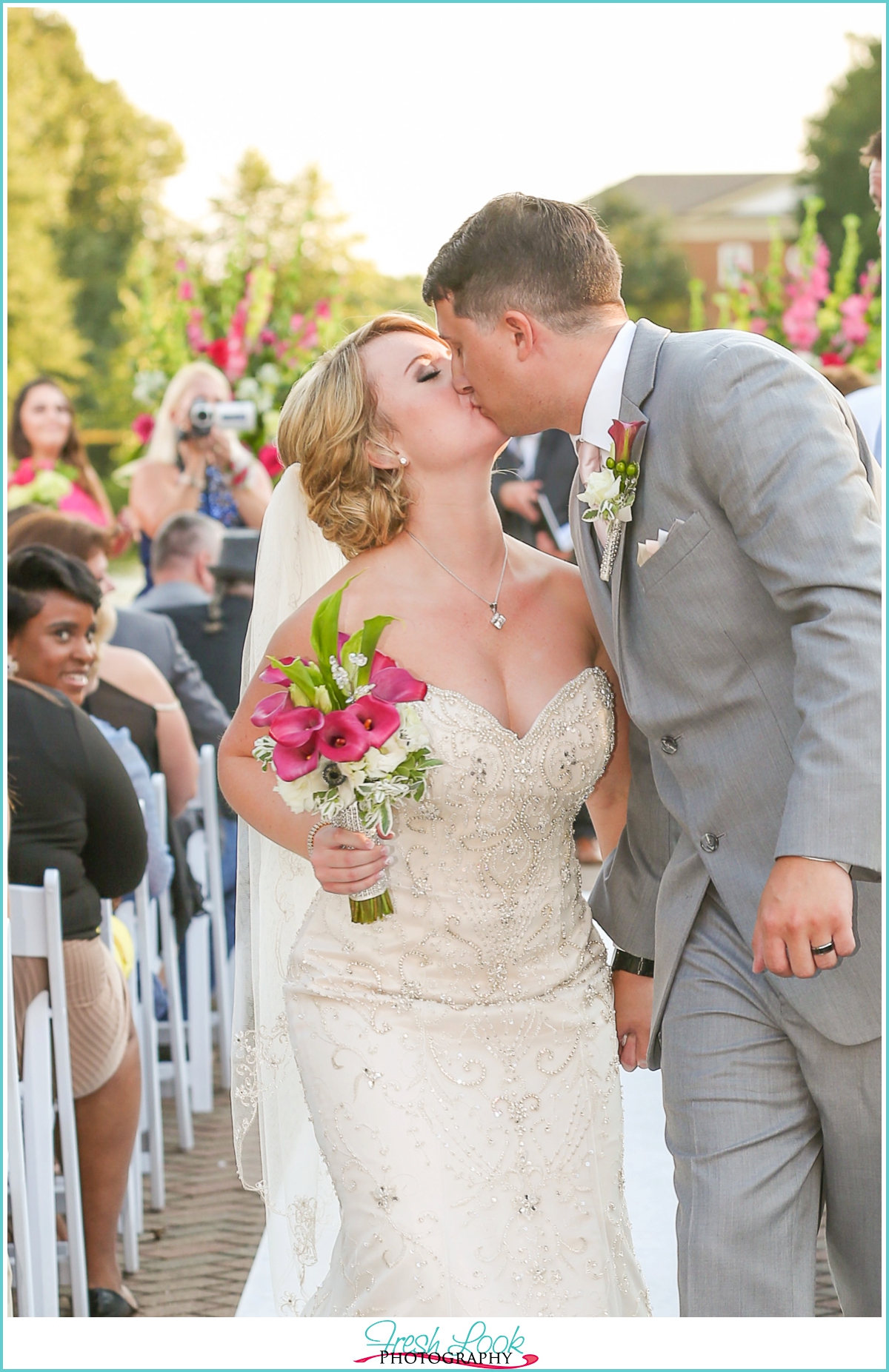 Founders Inn Wedding Photographer