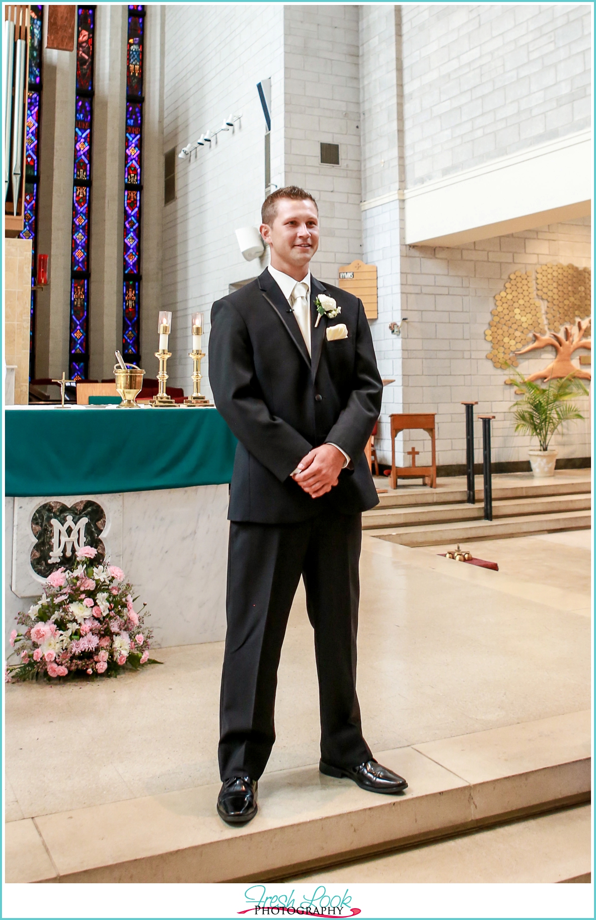 groom waiting for his bride