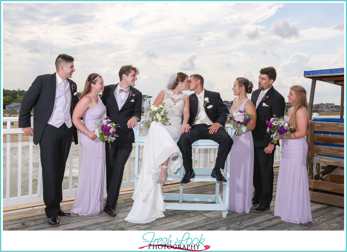 fun bridal party pose ideas