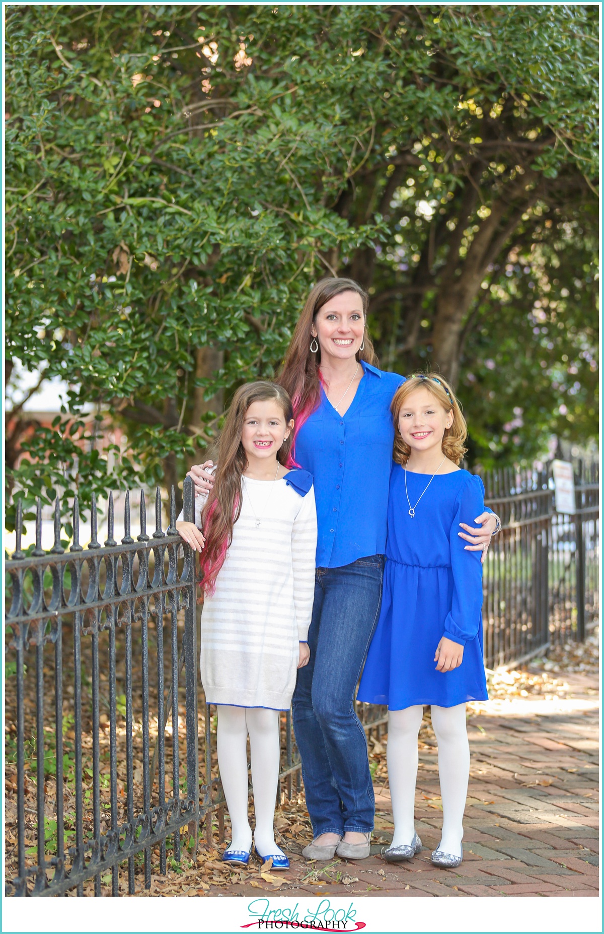 mommy and her girls photo shoot