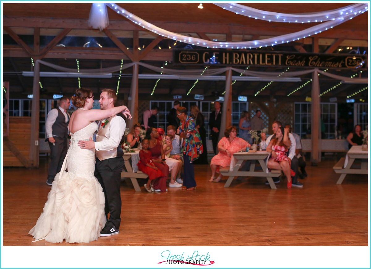 bride and groom first dance