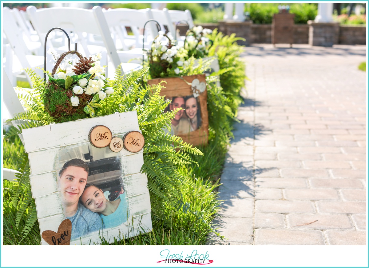 Woodsy themed outdoor Wedding