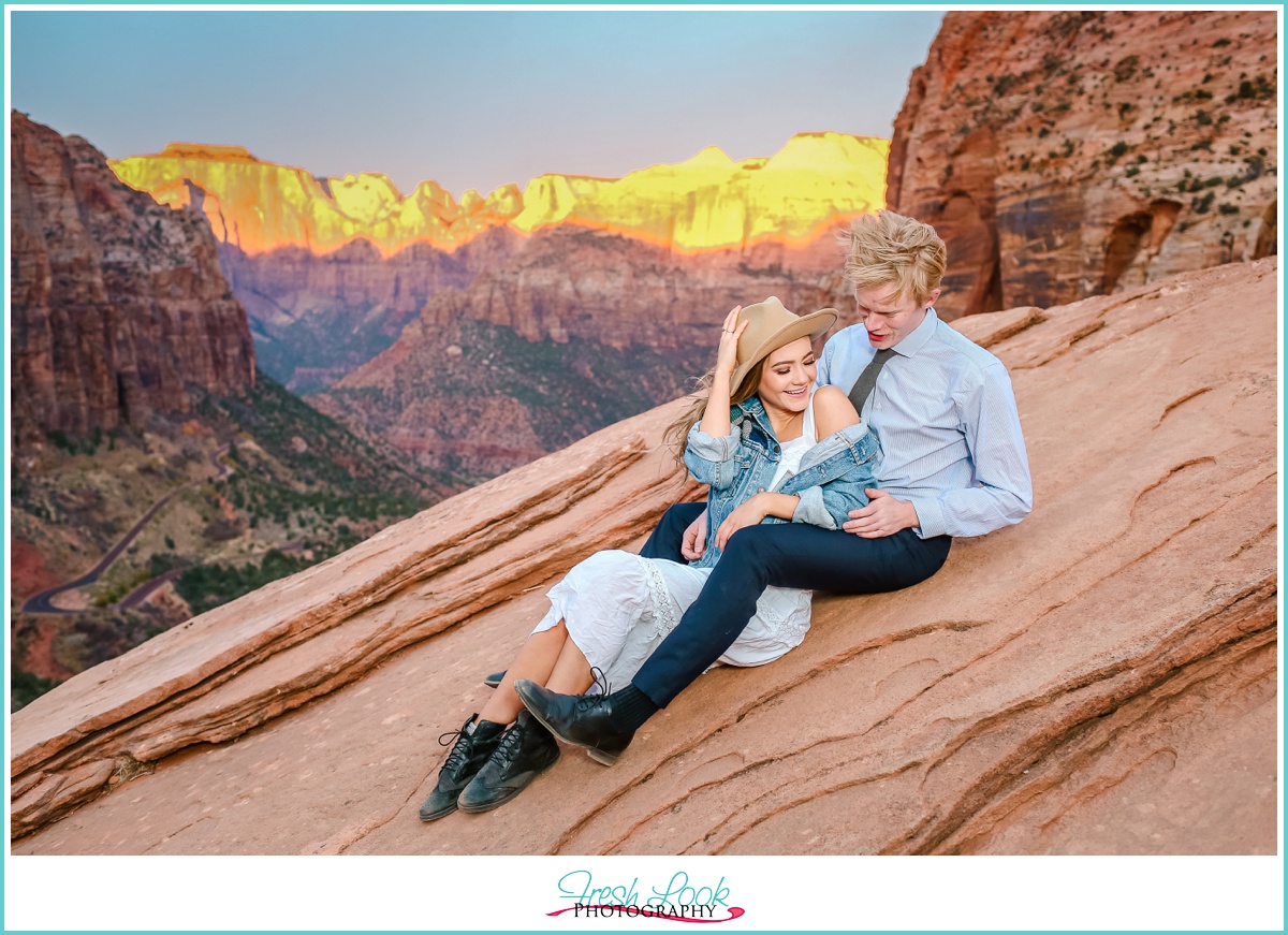 Romantic sunrise engagement session