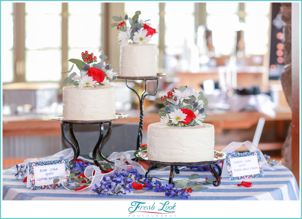 three tiered wedding cakes
