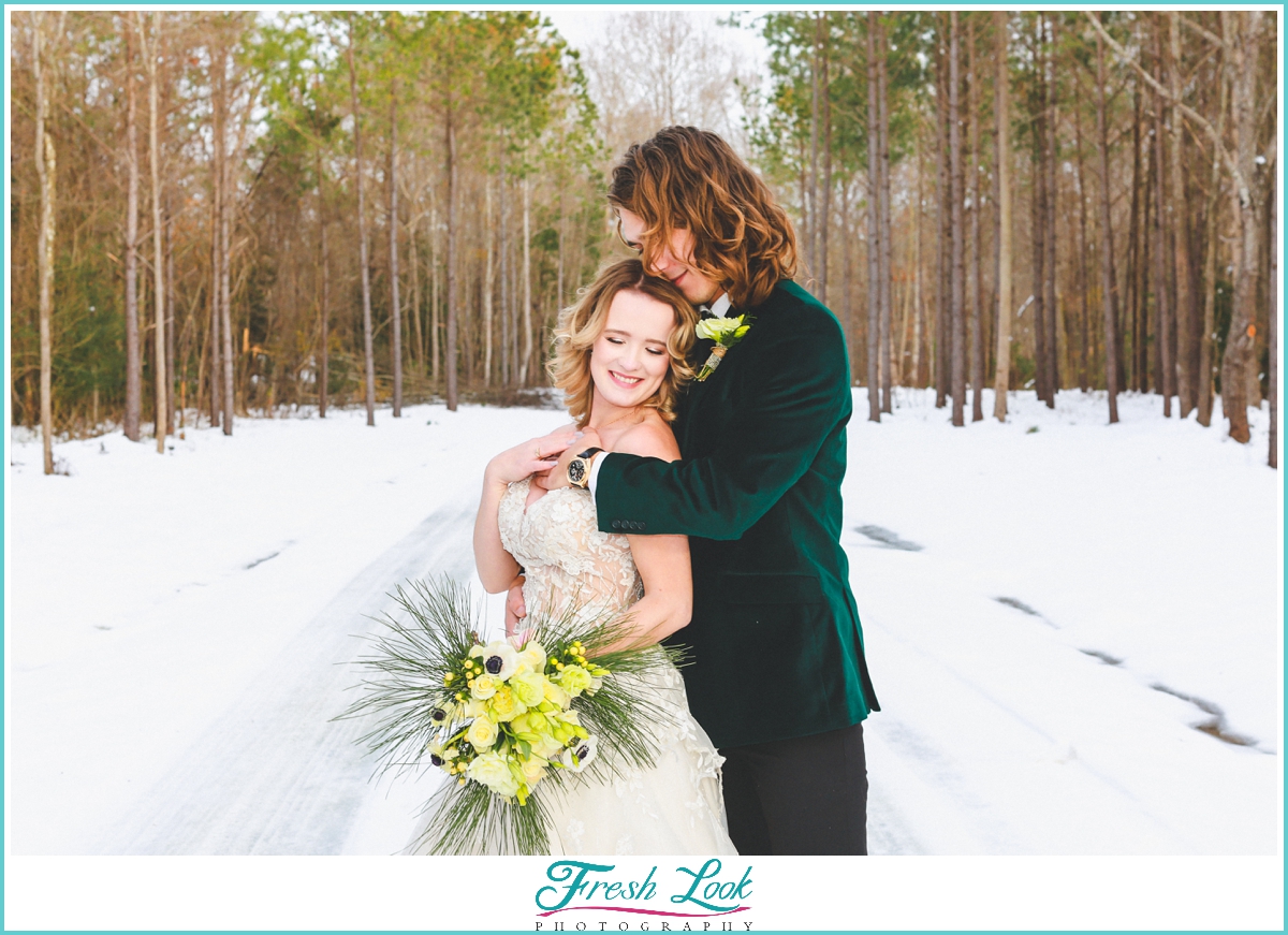 romantic snow wedding portraits