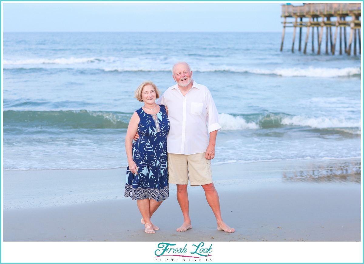 elderly couples beach photo ideas