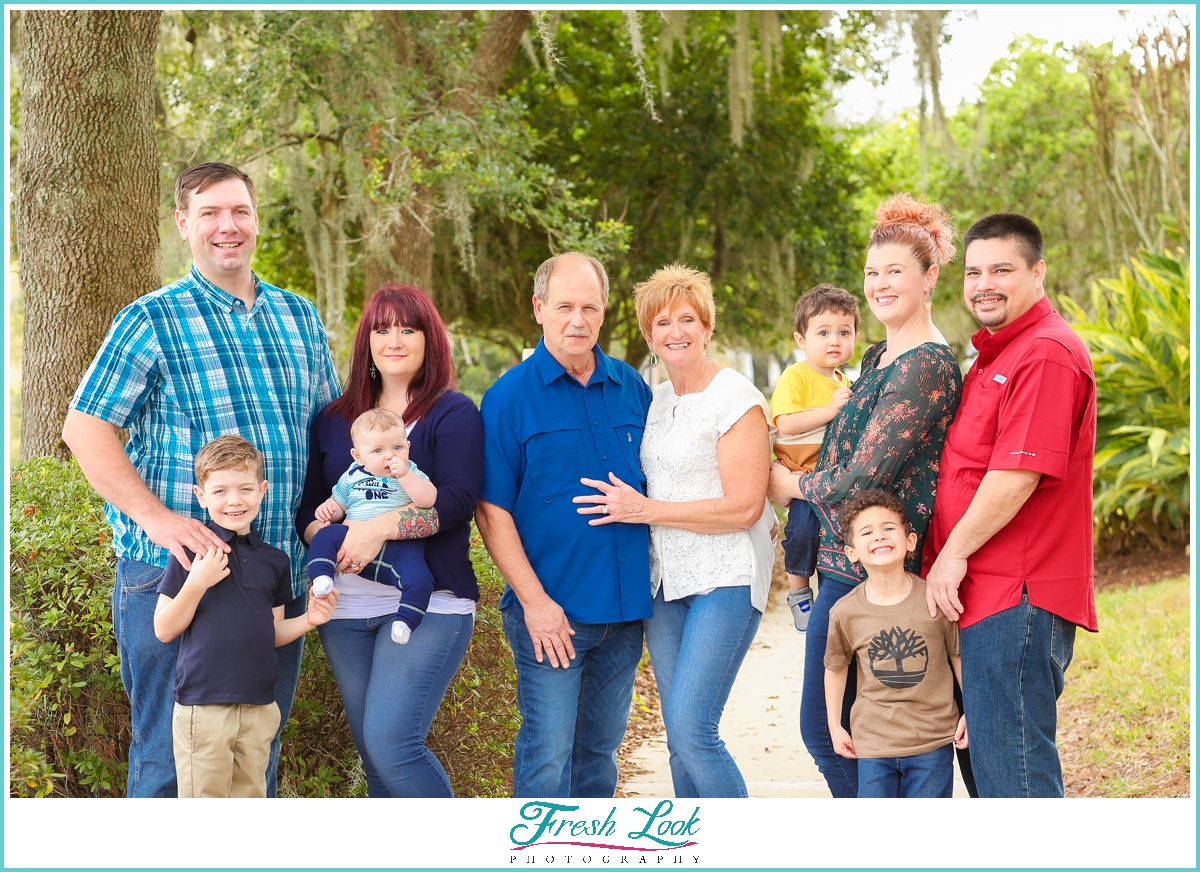 extended family photoshoot in Florida