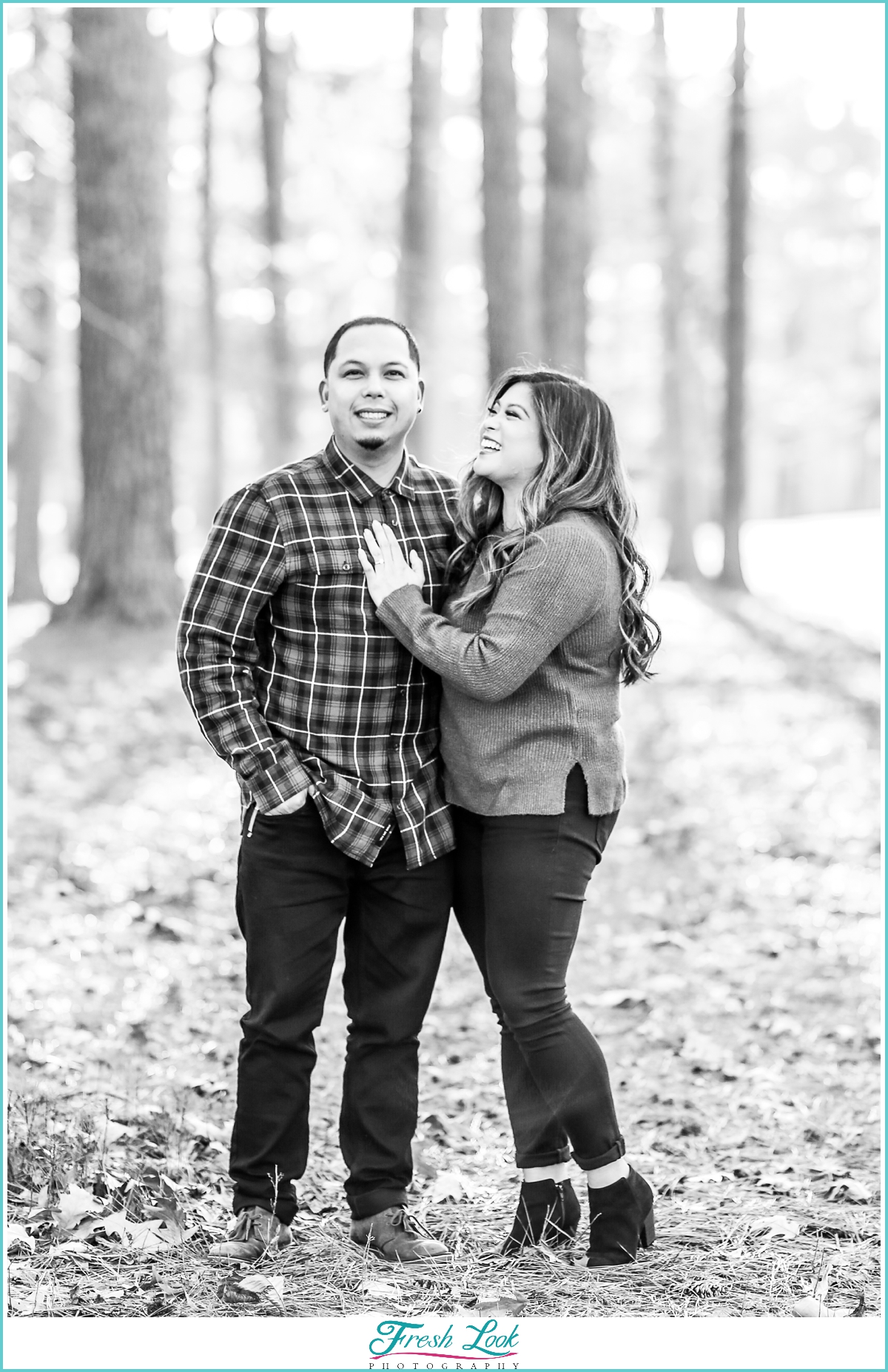 black and white engagement photos