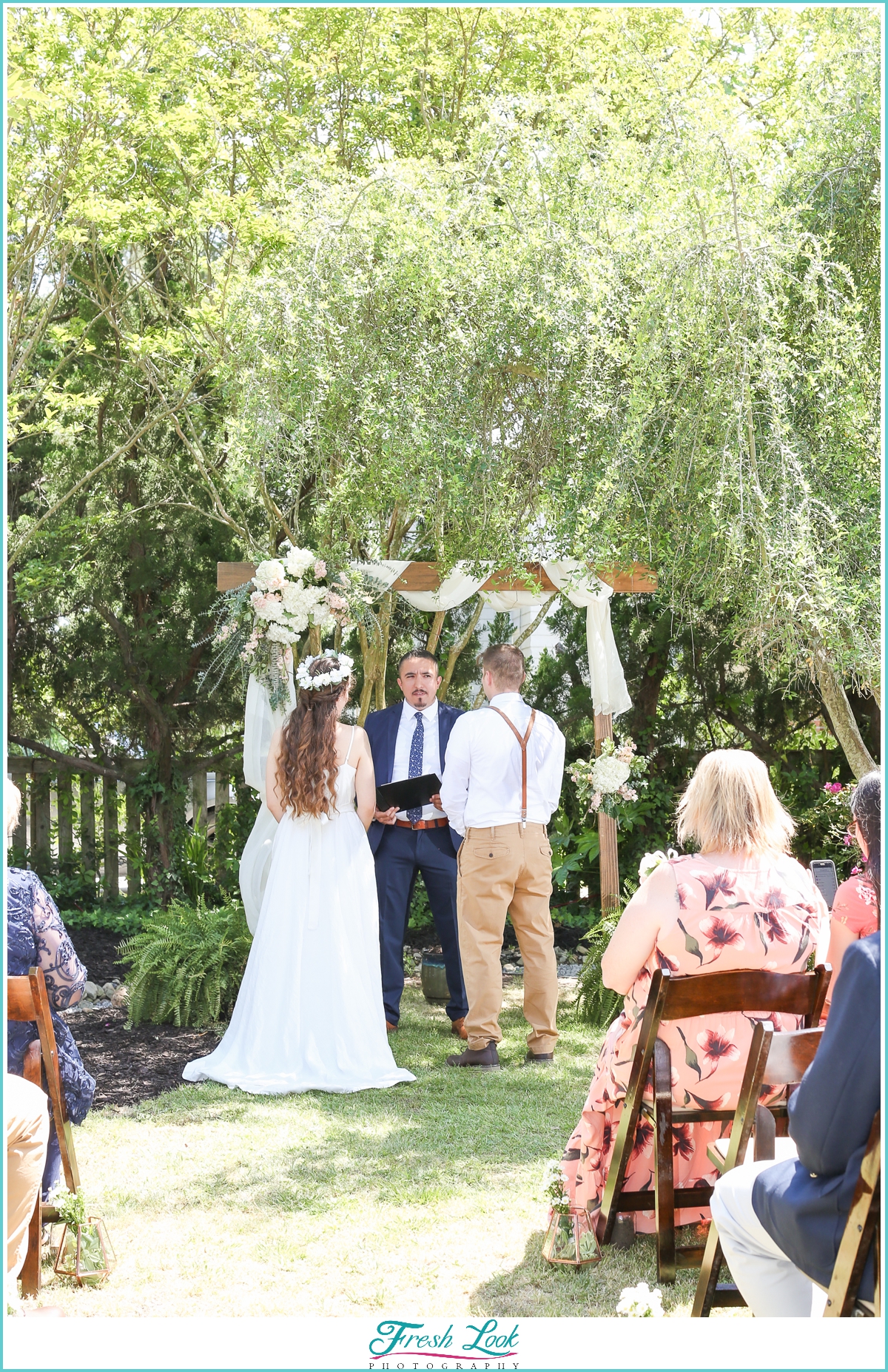 charming outdoor wedding ceremony