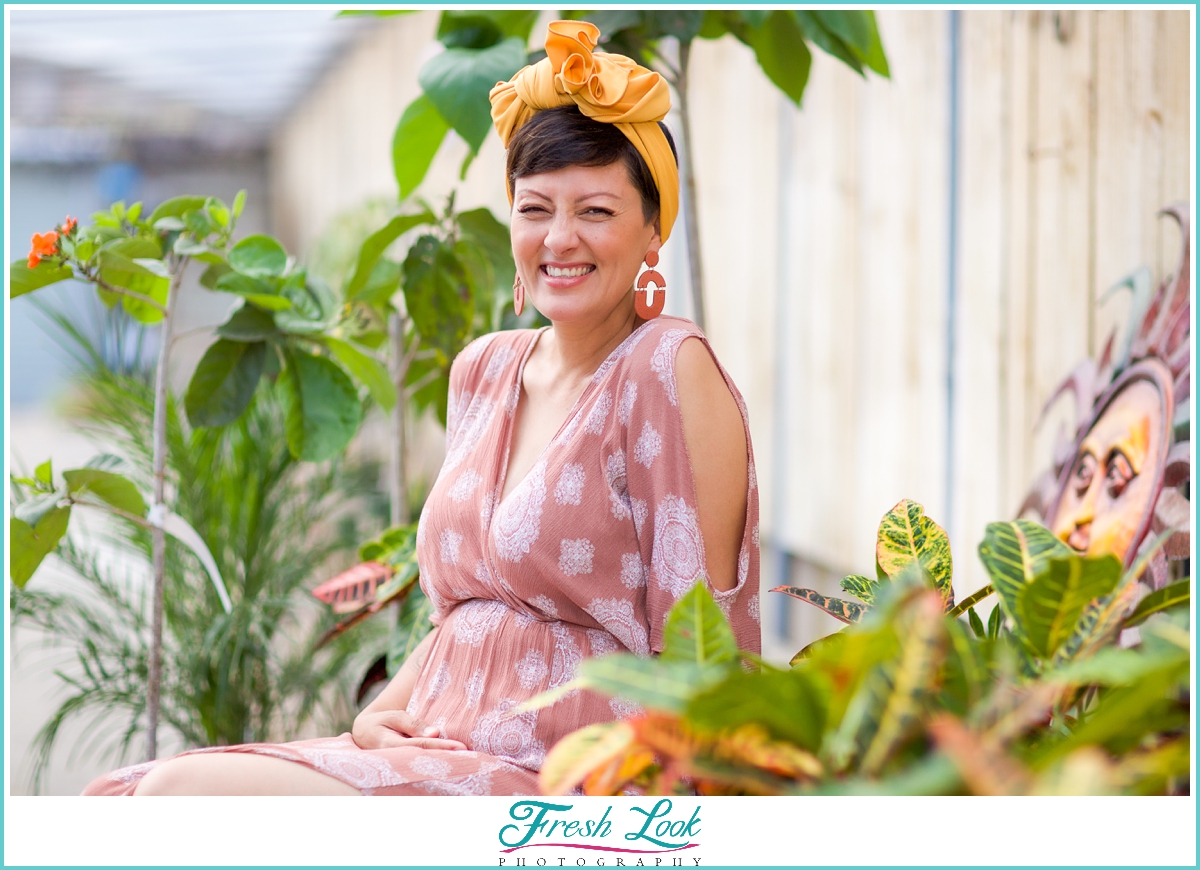 greenhouse maternity photoshoot