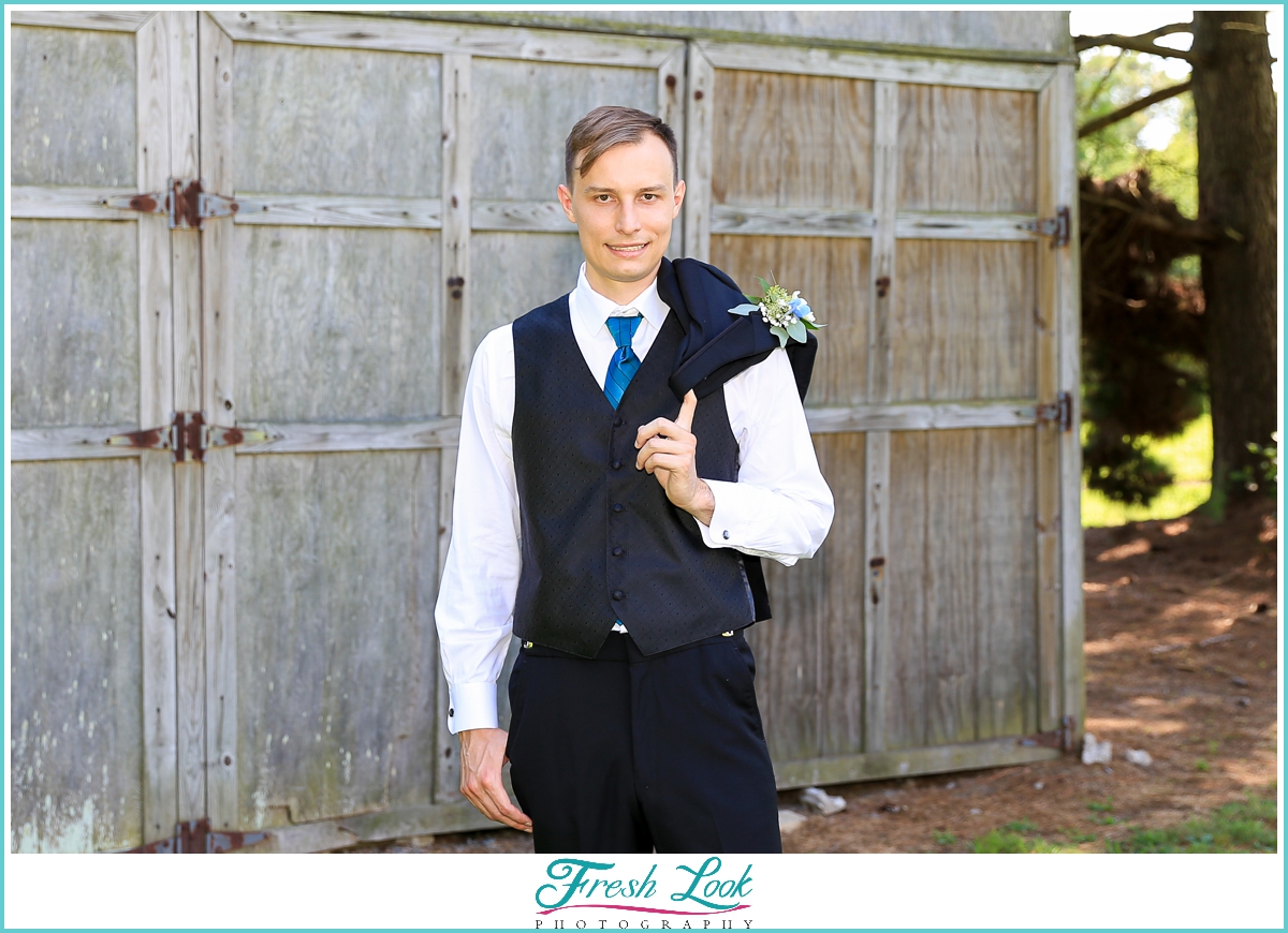 handsome groom before the wedding