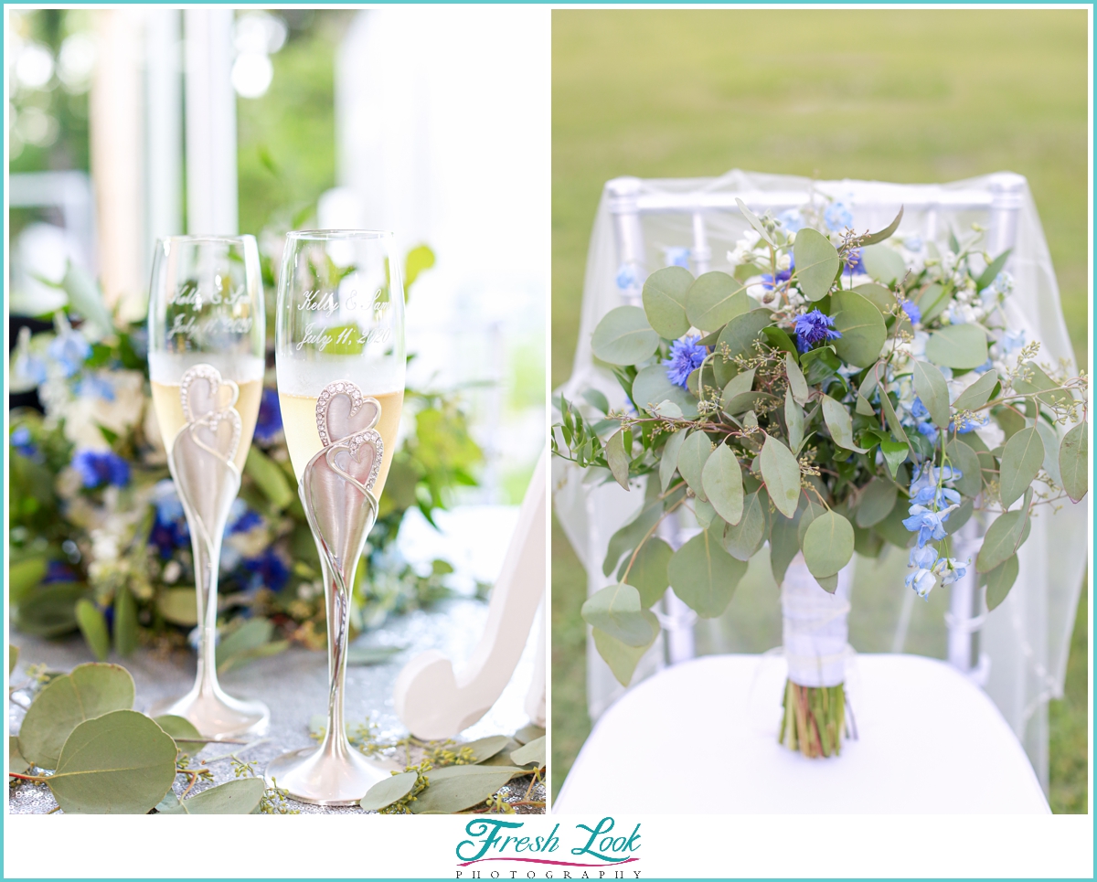 custom toasting glasses at wedding reception