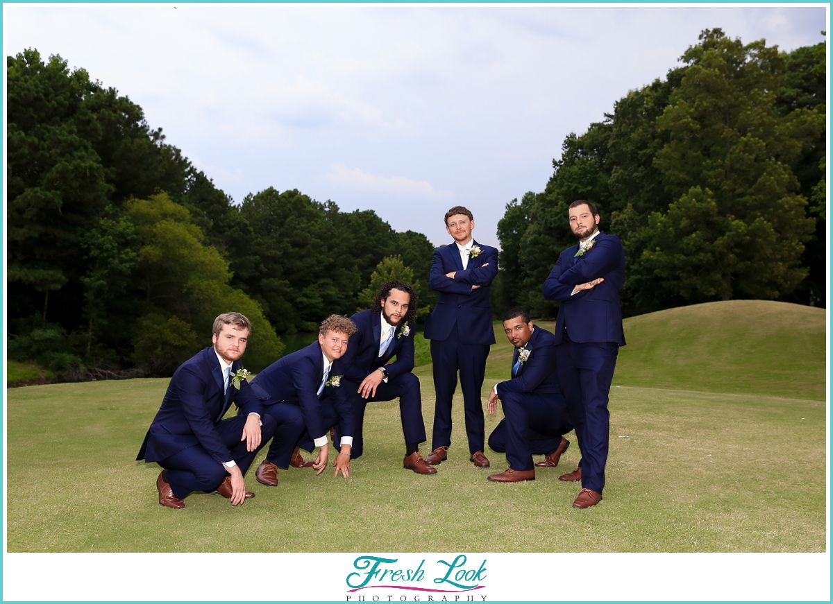 groom and groomsmen posing ideas