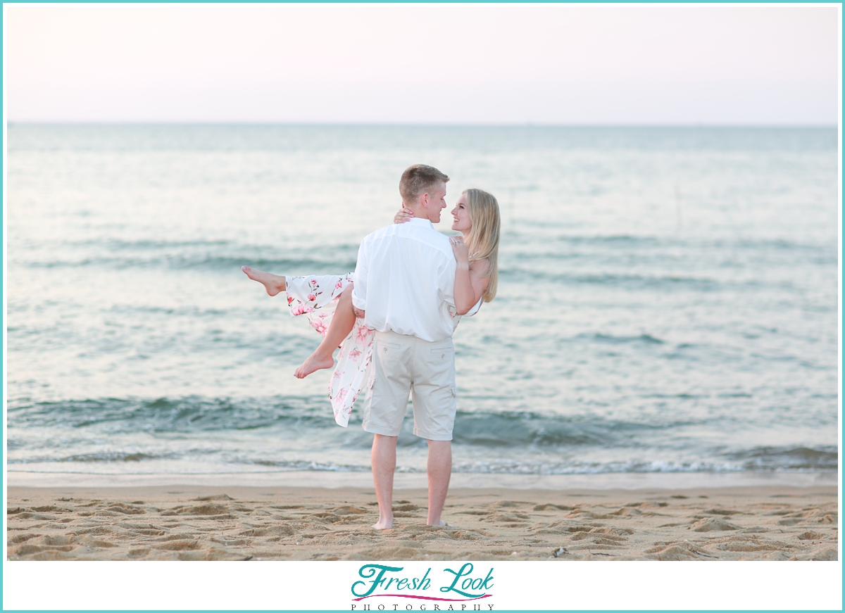 beach engagement photoshoot