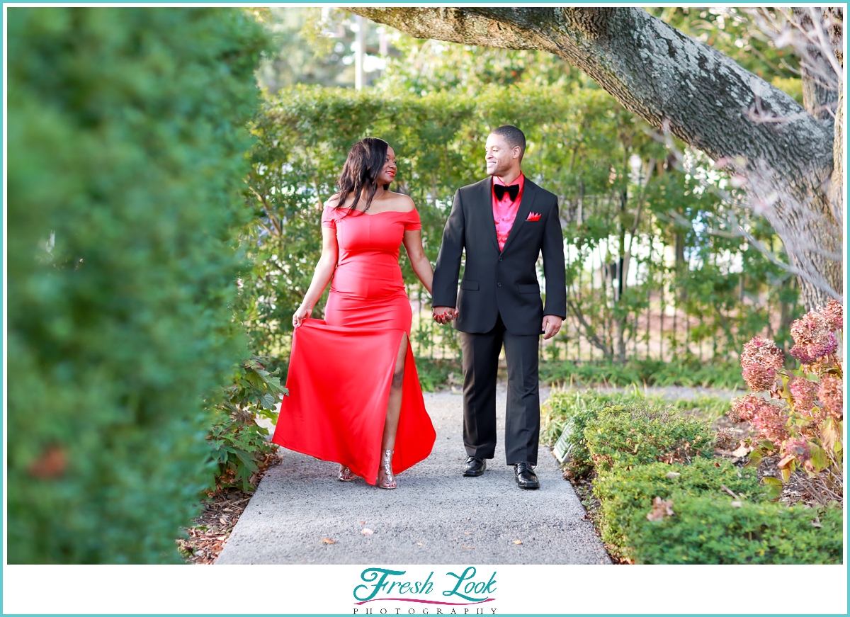 Norfolk museum engagement photos