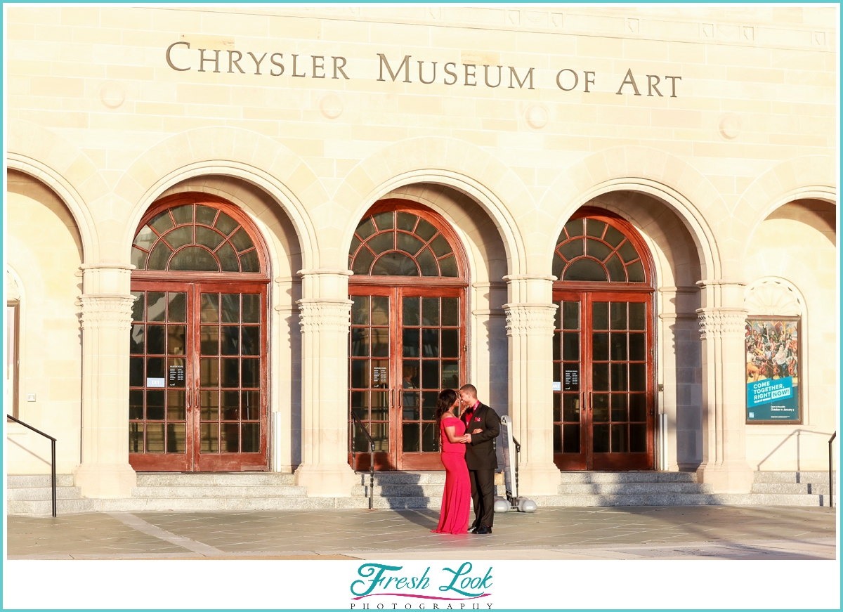 Chrysler Museum of Art engagement photos