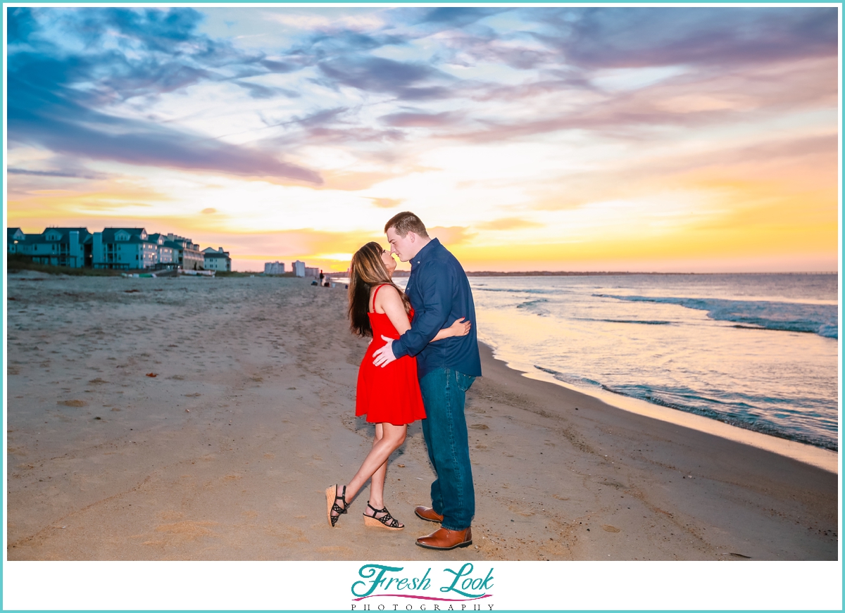 romantic sunset photoshoot in Virginia Beach