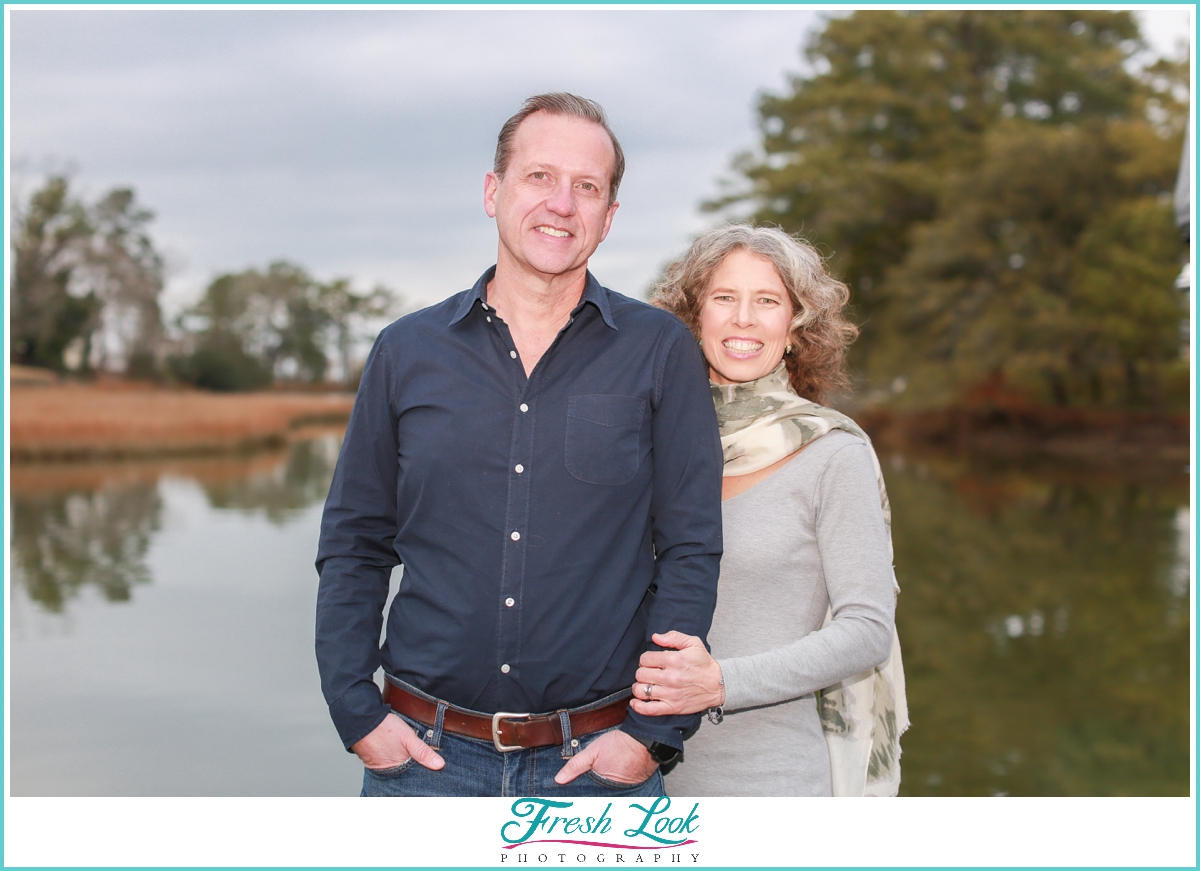 couples photos on the lake