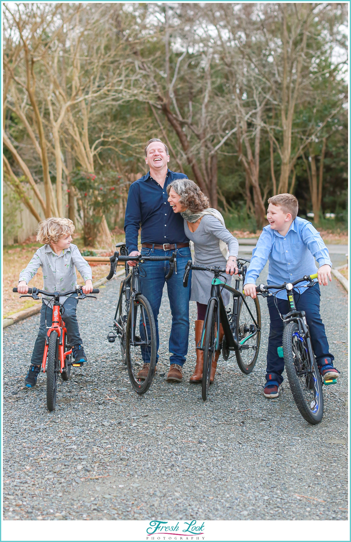 fun Virginia family photographer