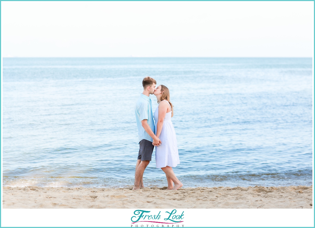 engagement photos at the beach