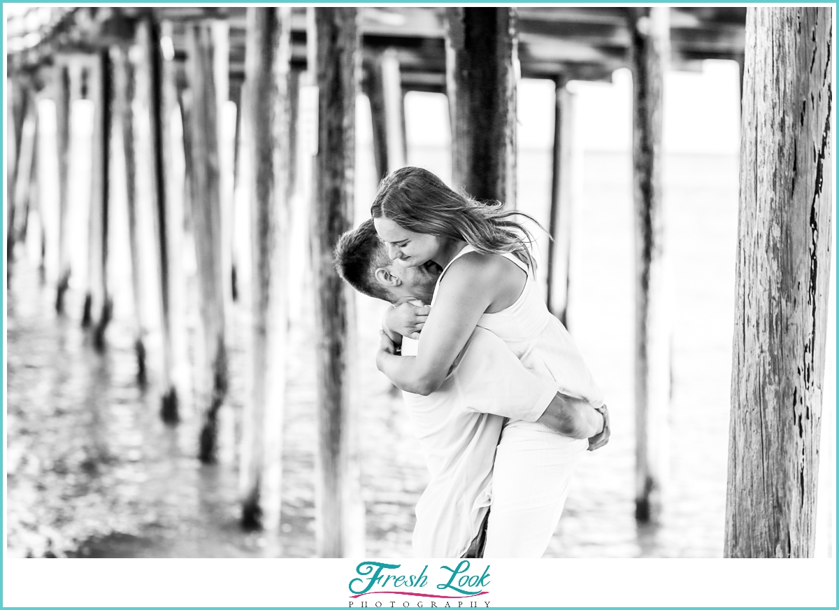 romantic beach proposal session