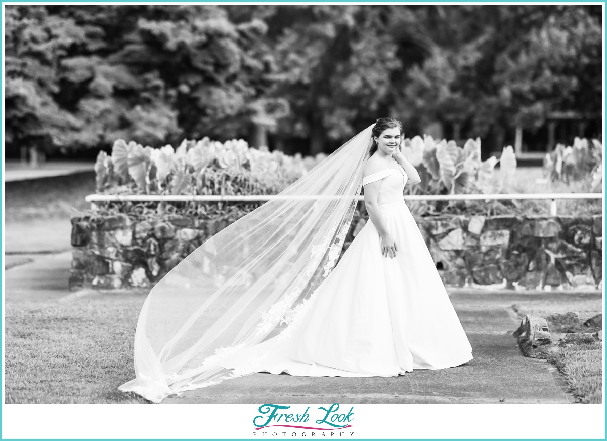 black and white bridal portrait