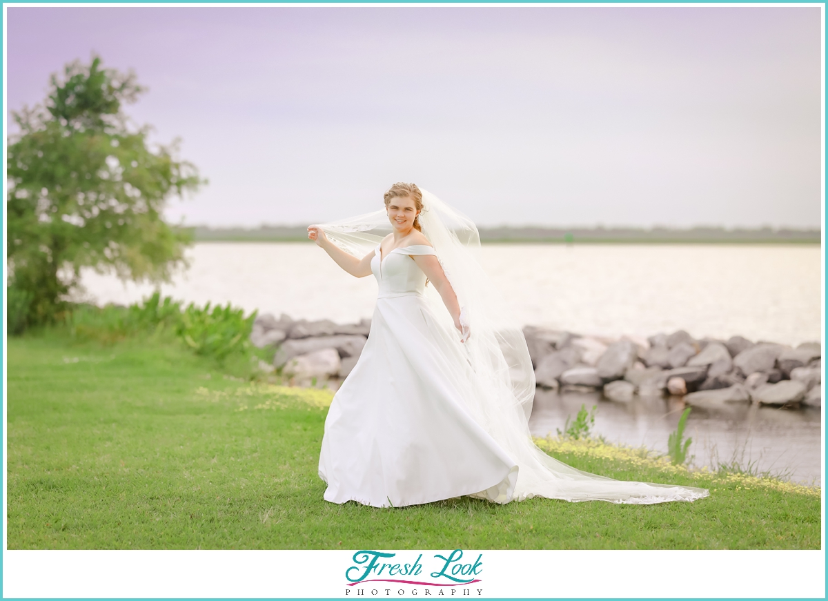 Munden Point Park bridal portraits