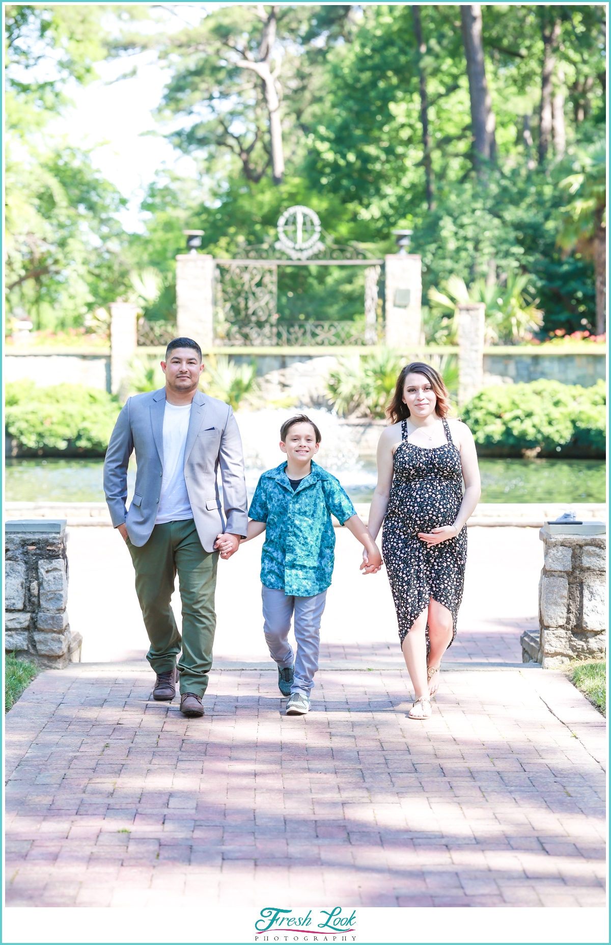 Family session at Norfolk Botanical Gardens